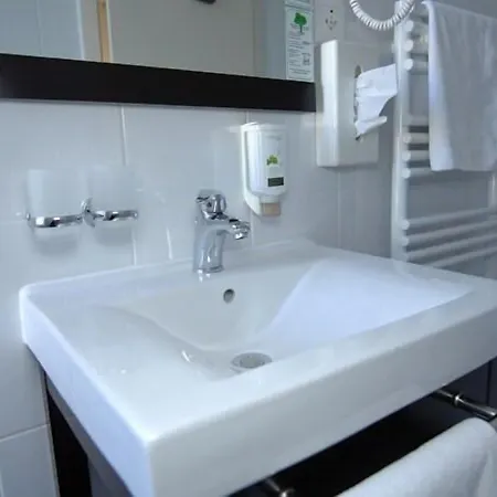 イン オーベルジュ デ ラ ガール