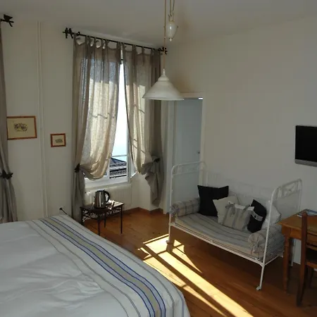 奥伯格火车站酒店