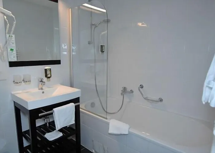 Mini-hôtel De La Gare 3*